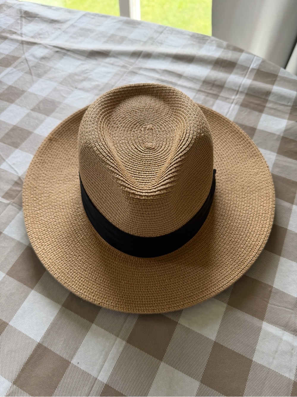 Unisex Straw Fedora Hat with Black Band - Tan